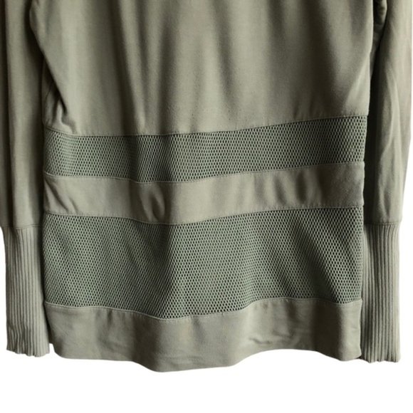 Alo Yoga Plank Long Sleeve Tee Medium Green Net Blocked - Picture 7 of 8